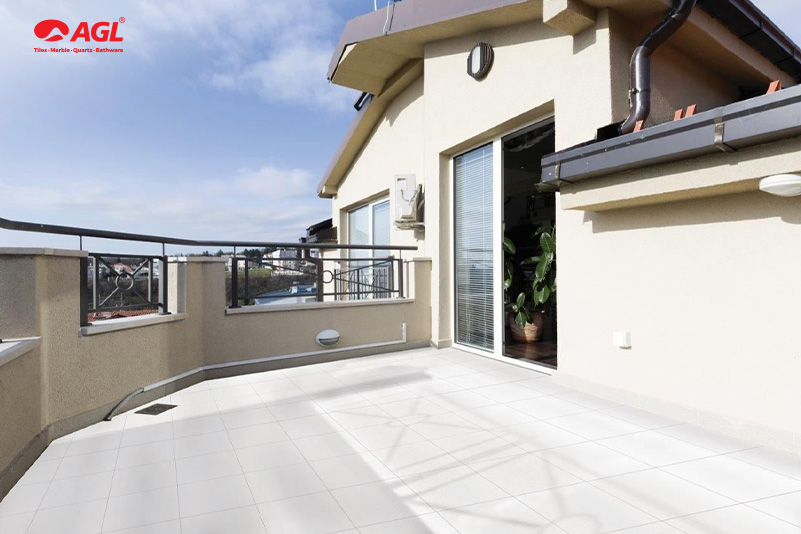 Important Factors to Consider While Selecting the Right Terrace Tiles 